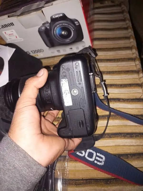 Canon 1200D new 10 by 10 condition 1