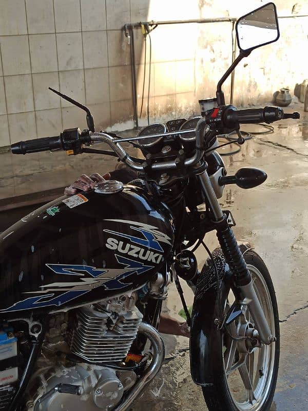 All in all Suzuki Alloy Rim GS 150SE Urgent Sale 1