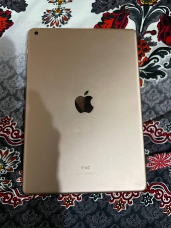 IPad 8 Generation LL/A Model 1