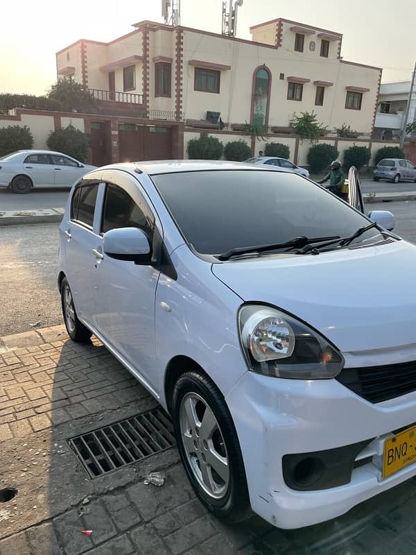 Daihatsu Mira L SA 2015 5