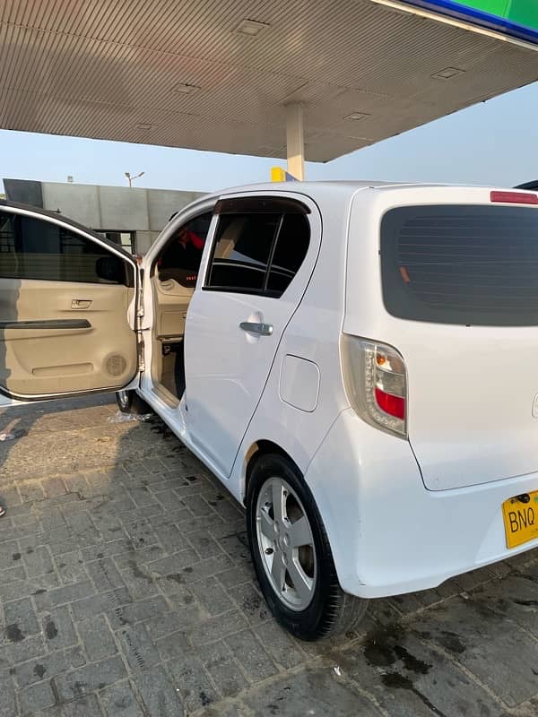 Daihatsu Mira L SA 2015 10