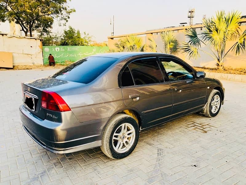 Honda Civic Oriel 2002 8