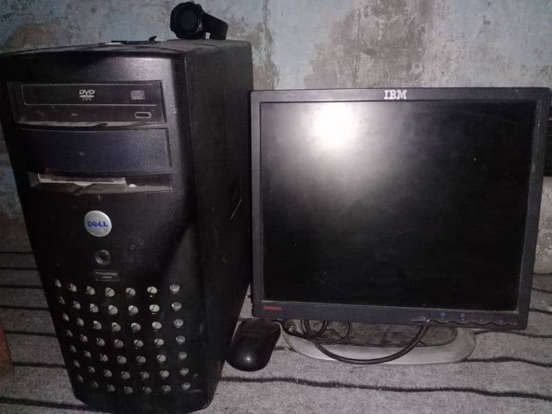 system Dell + ibm LCD + keyboard mouse 2