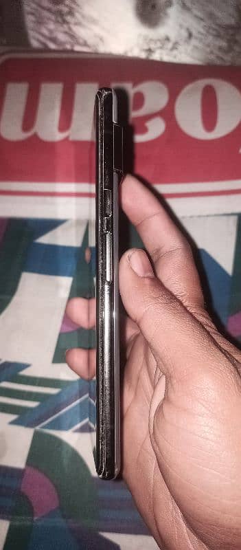 google pixel 6 pro 12/128  10/9 condition 2