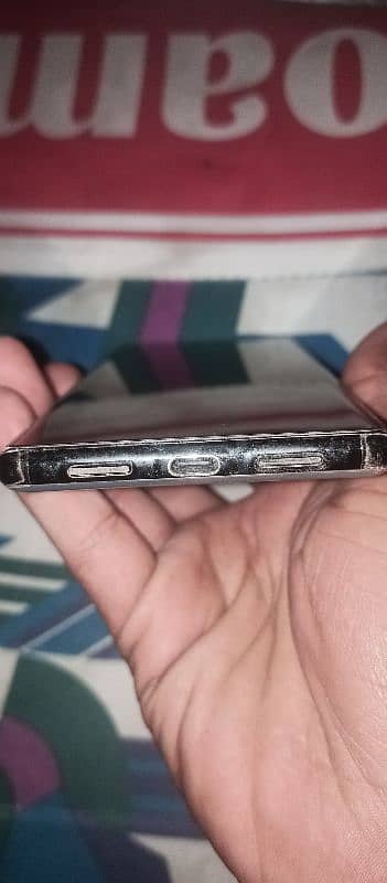 google pixel 6 pro 12/128  10/9 condition 5