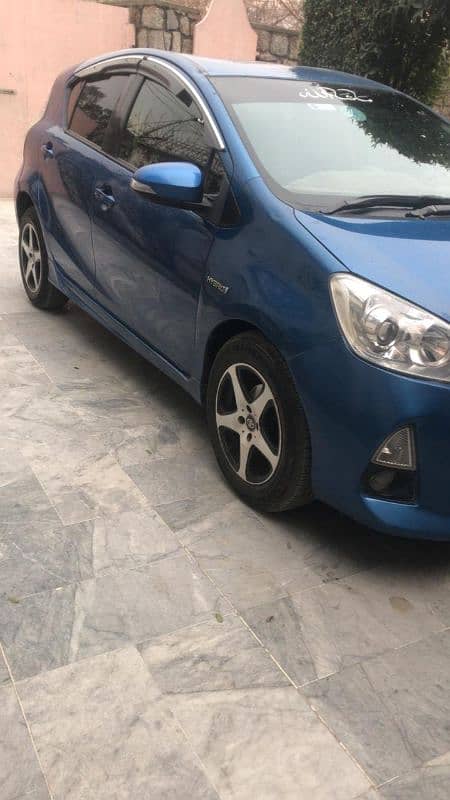 Toyota Aqua 2013. whatsapp no 03213881800 9