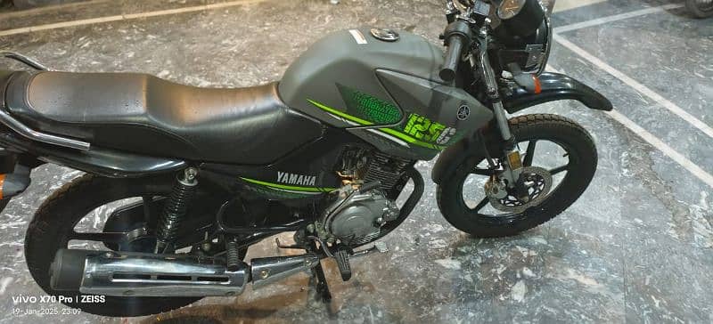 Yamaha YBR 125G 3