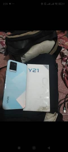 VIVO Y21