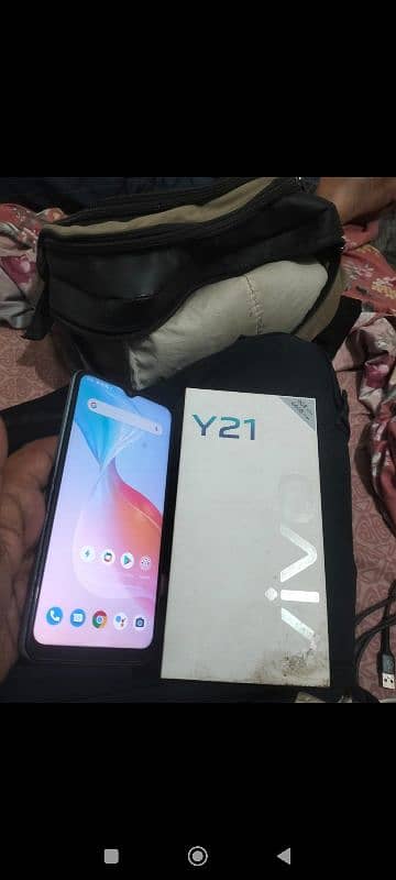 VIVO Y21 1