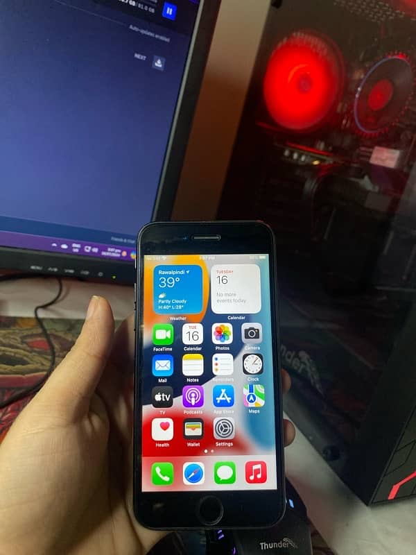 İPhone 7 128GB PTA Approved 8