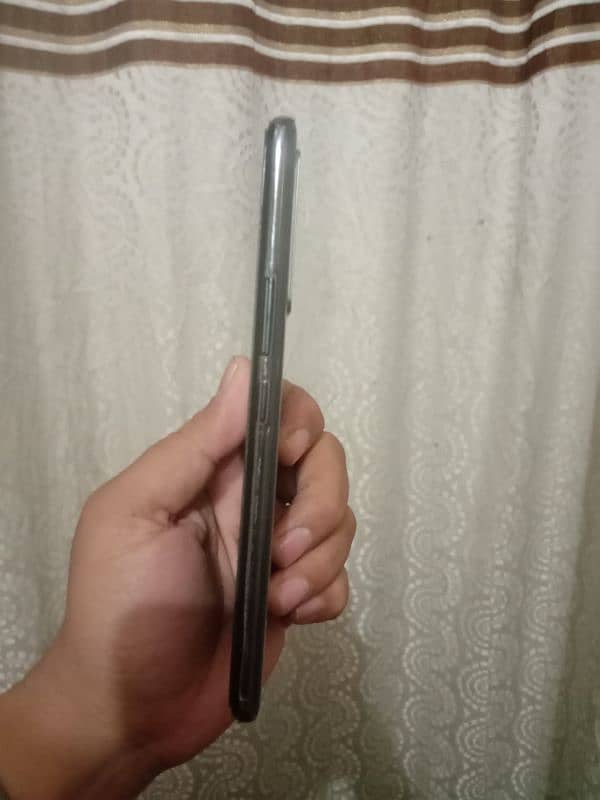 vivo V 20 se 8/128 2