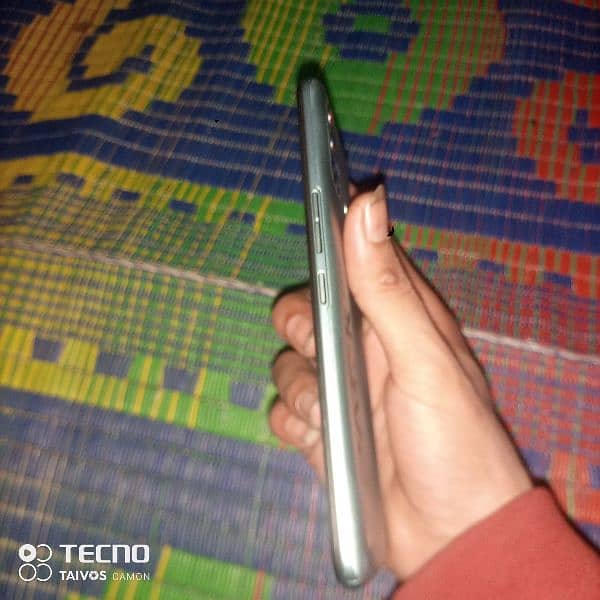 Tecno spark 7t 7