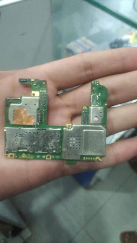 Mujhe Motherboard Chahiye is Mobile ka 1