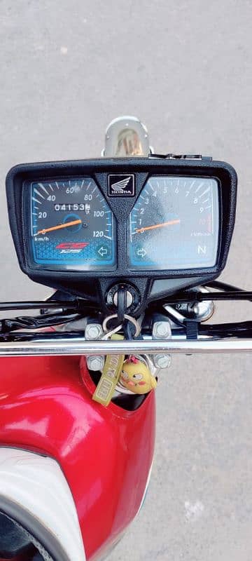 Honda 125 Red colour 5