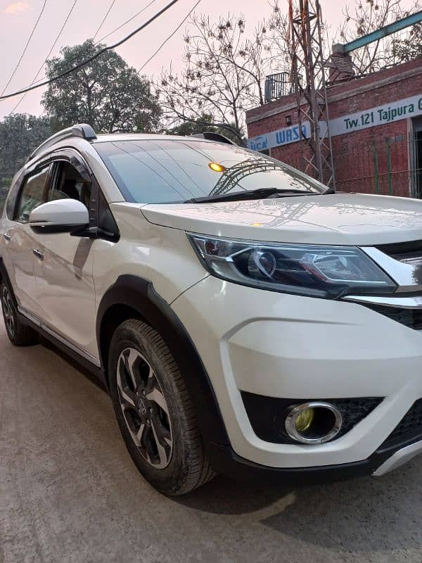 Honda BR-V 2017/18 S pakege total genuine 1