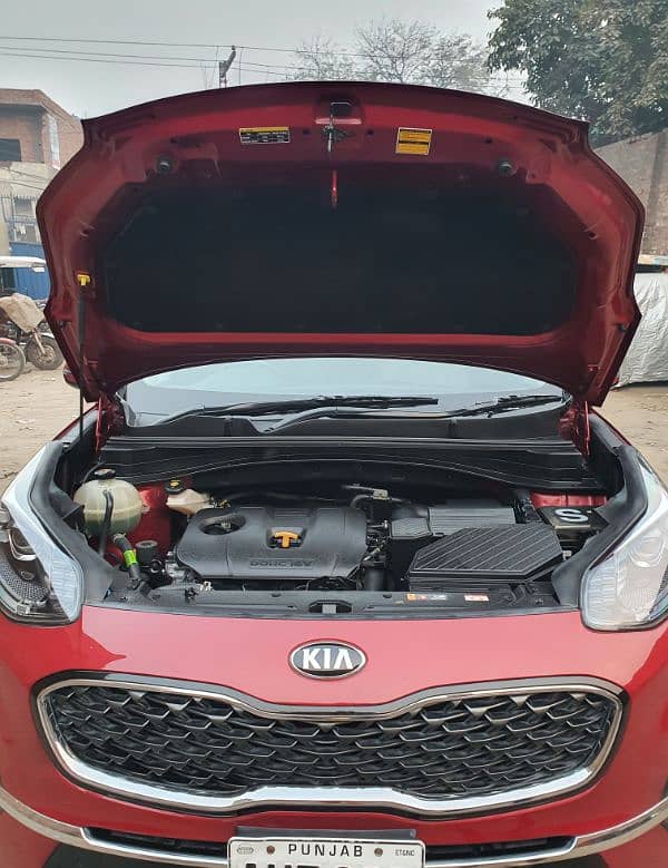 KIA Sportage 2021 AWD bumpr to bumpr geniune 17