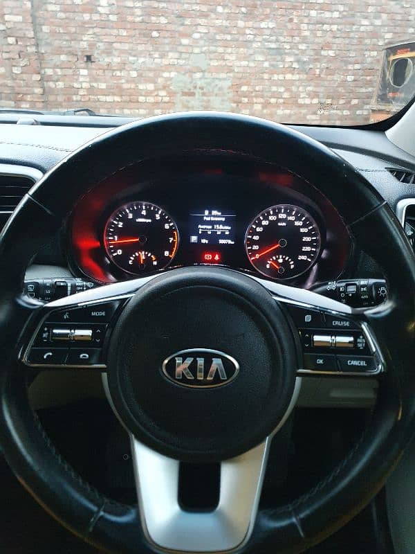 KIA Sportage 2021 AWD bumpr to bumpr geniune 18