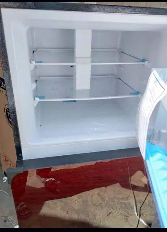 fridge for sale medium size/03462422584 6