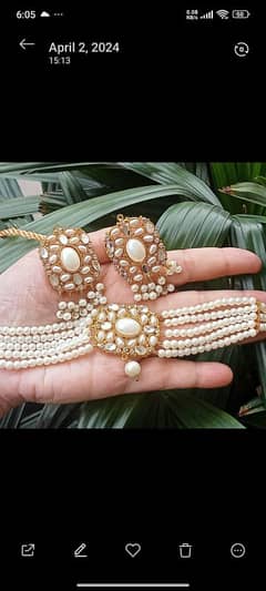 Kundan work