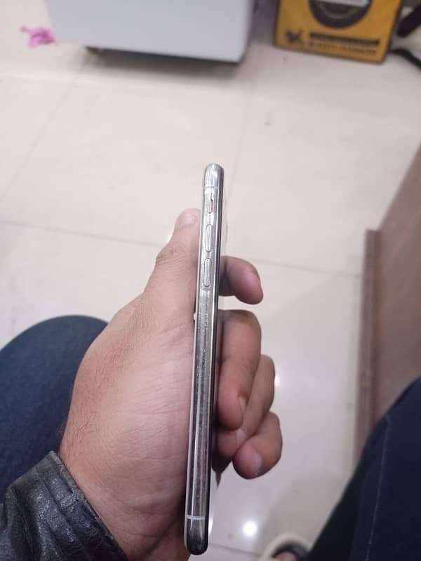 iphone x 64gb pta approved 1