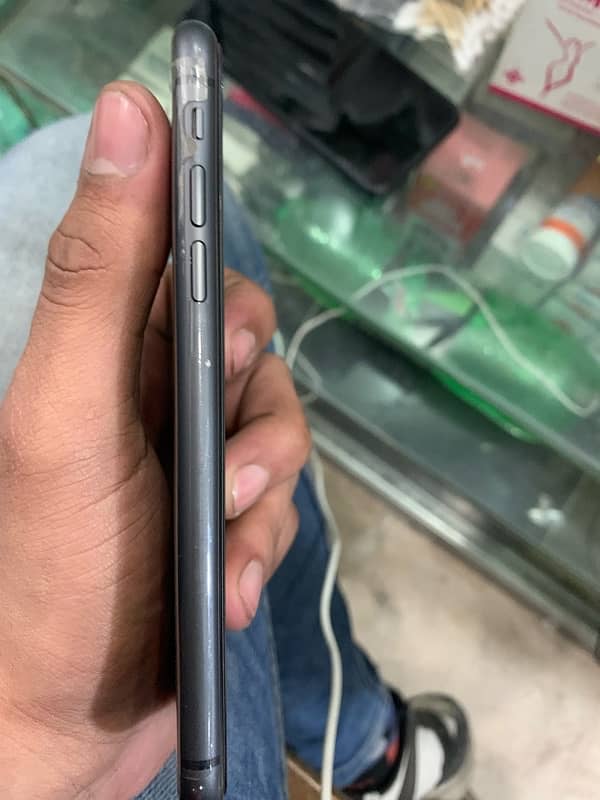 Iphone 11 non pta 84% 64gb 1