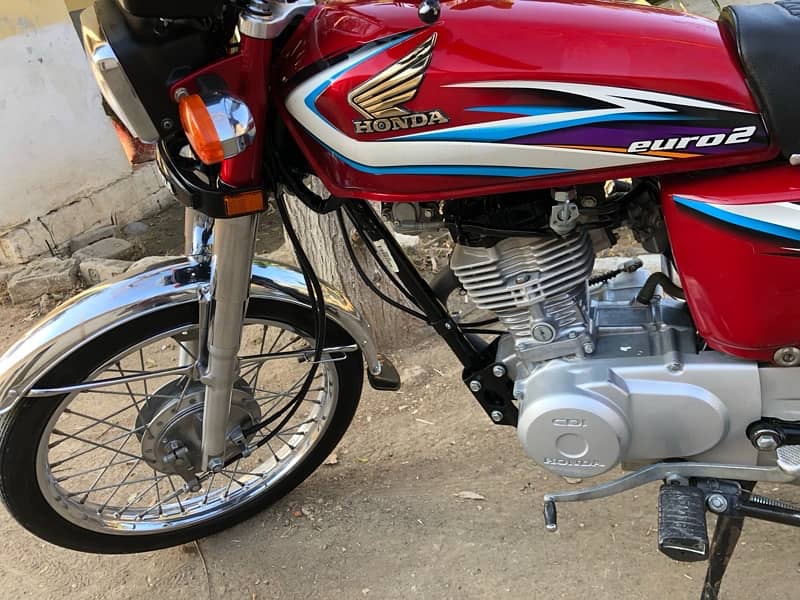 honda125 2015 lush total 26000 chala hua 14