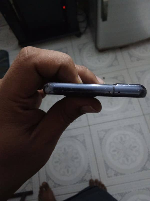 Samsung s21 sell 4