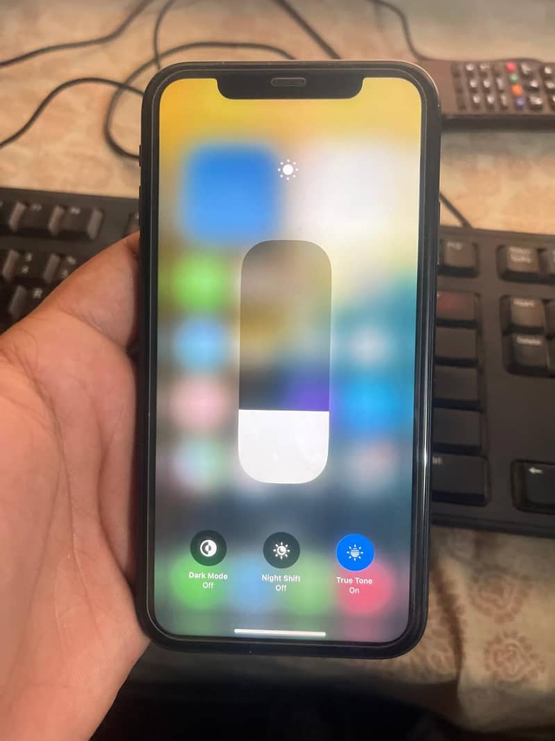 Apple iPhone 11 8