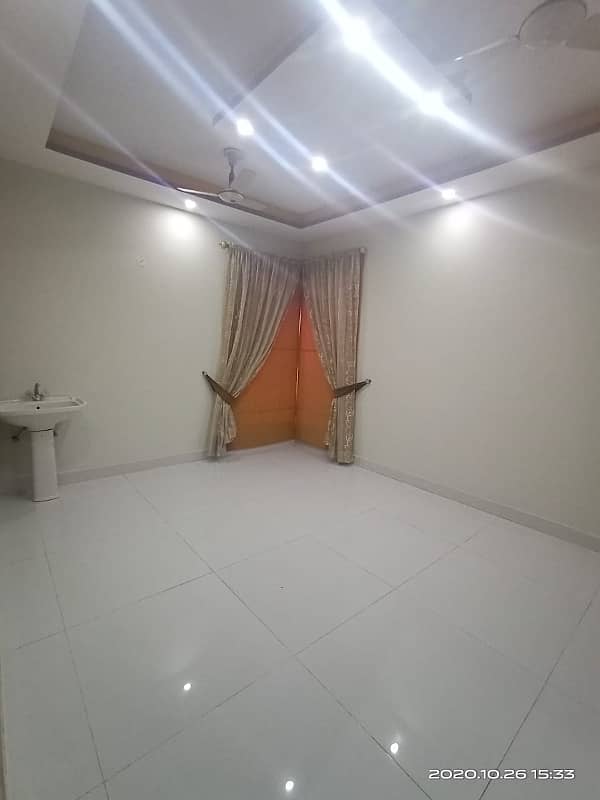 10 Marla Upper Portion Is Up For Rent 8