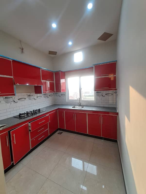 10 Marla Upper Portion Available For Rent 7