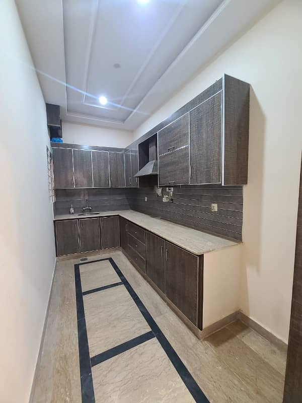 10 Marla Upper Portion Available For Rent 3