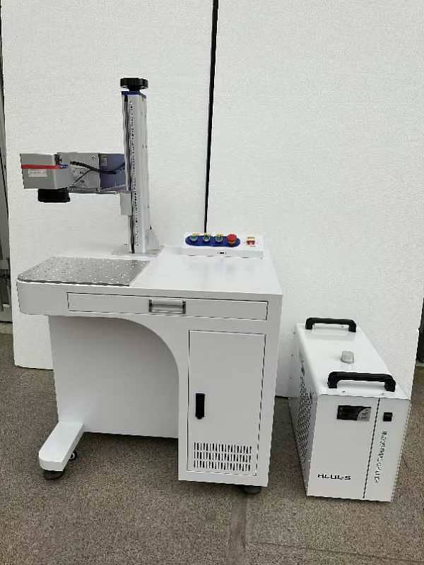 Fiber laser marking machine 7