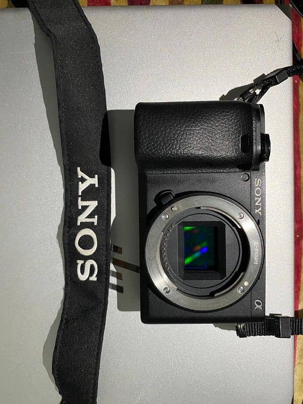 Sony A6400 0