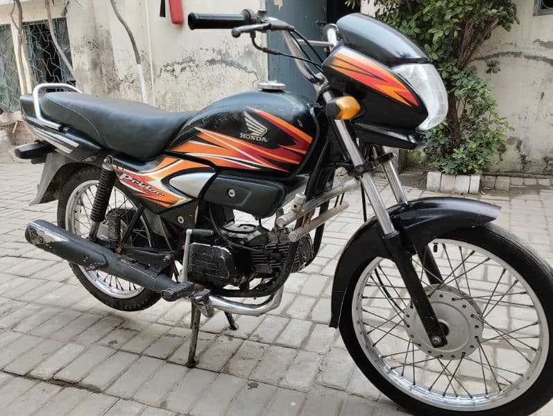 Honda Pridor 2017 Good condition 2