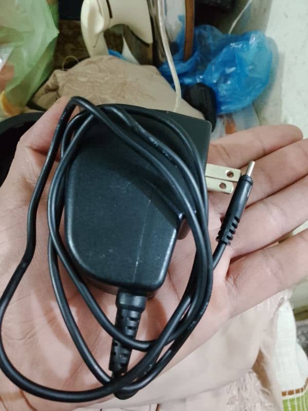 imported fast changer type c or Mi charger 33W Read Add Add parh la 5