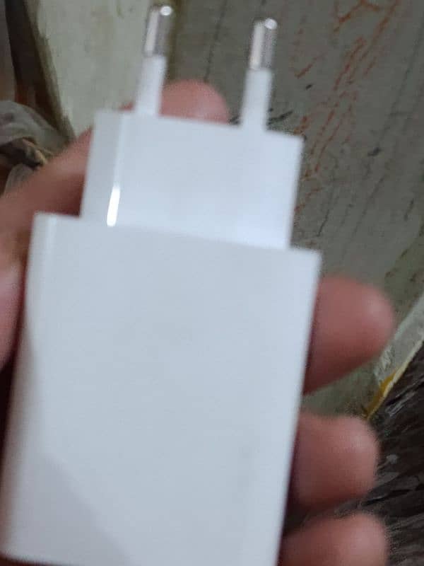 imported fast changer type c or Mi charger 33W Read Add Add parh la 9