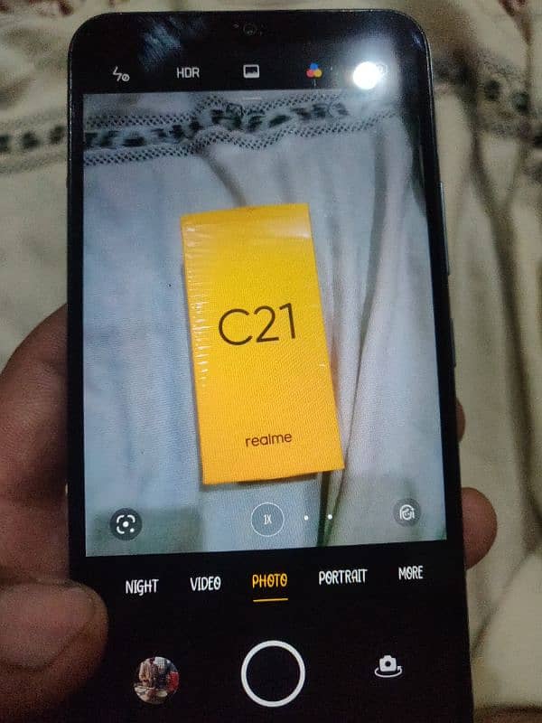 realme C21 4