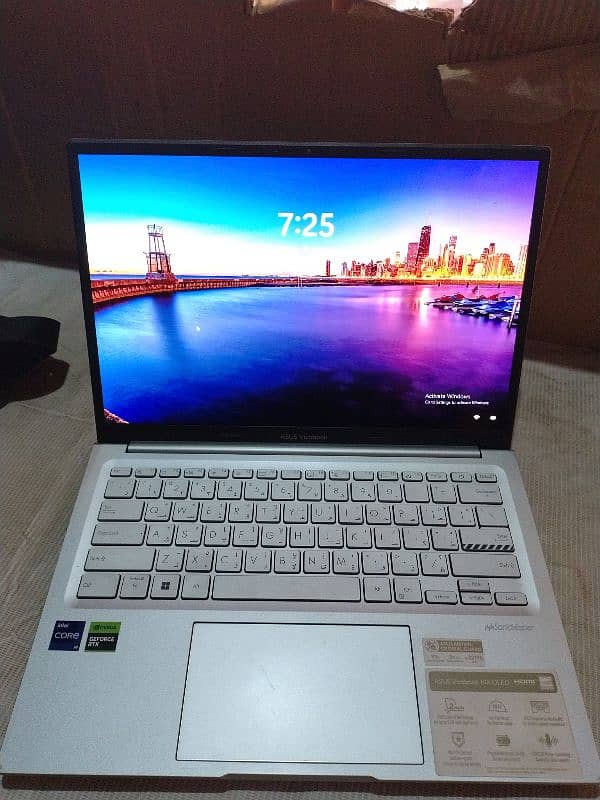 Asus vivobook 13 gen corei9 4