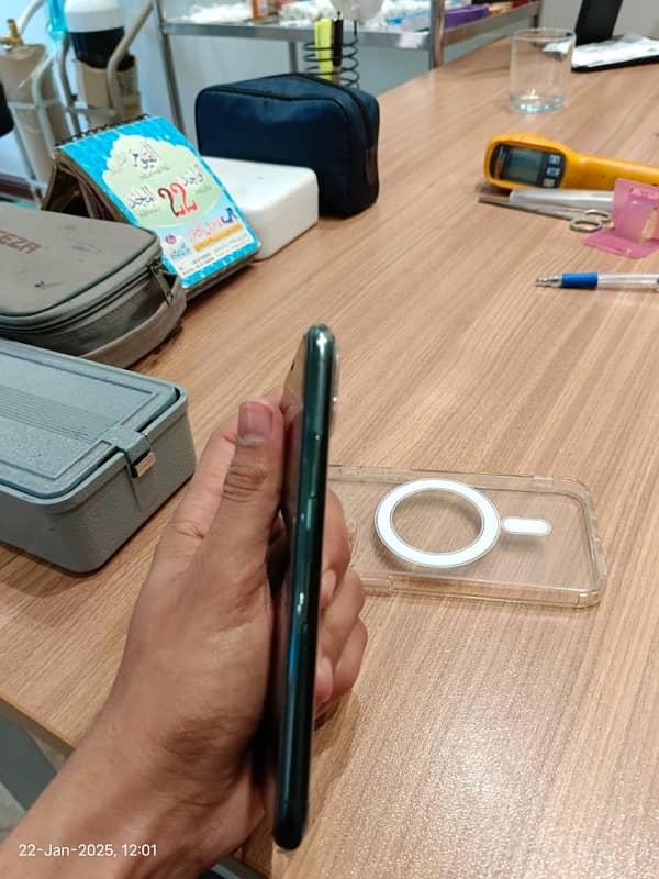 iPhone 11 pro non pta 64gb 10by10 exchange possiable 3