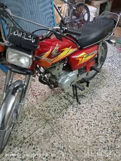 honda 125 red