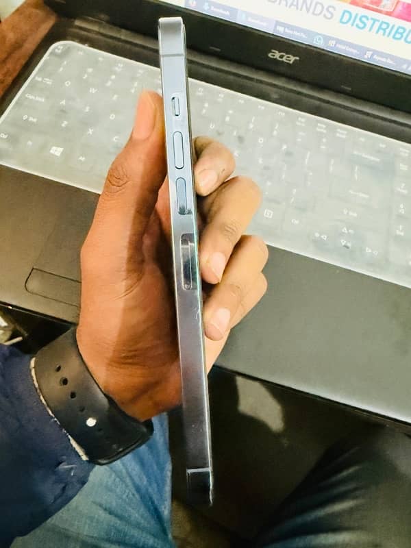 iPhone 13Pro Max 256GB Pta Approved 5