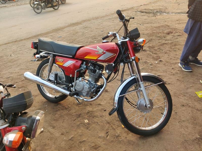 Honda 125 in Brand New CONDITION 0