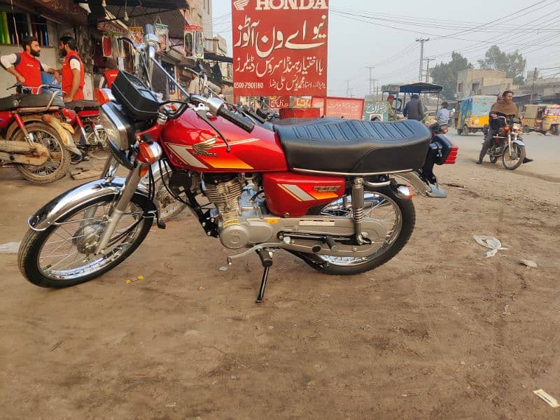 Honda 125 in Brand New CONDITION 1