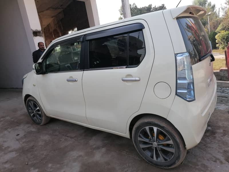 Suzuki Wagon R 2019 4