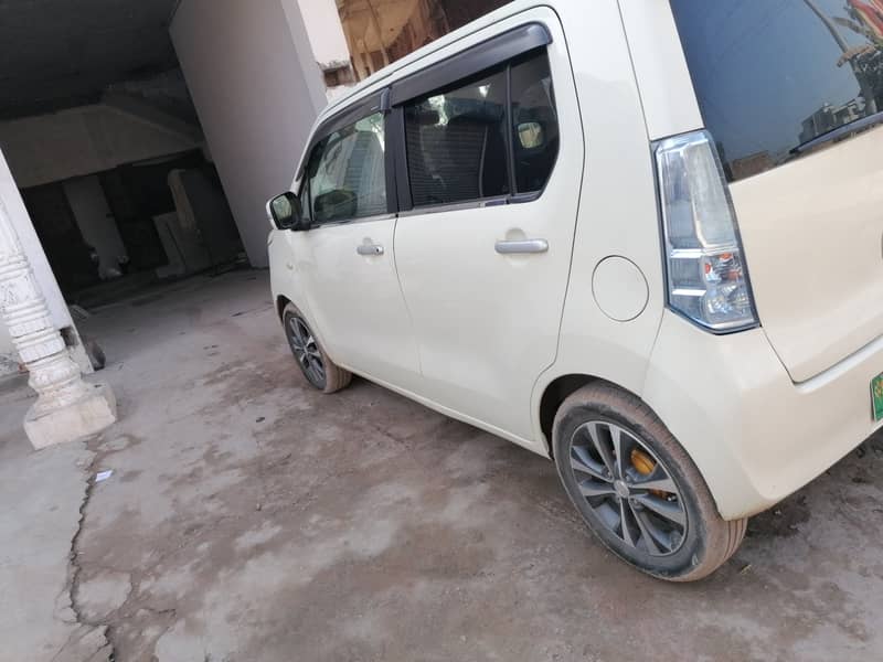 Suzuki Wagon R 2019 5