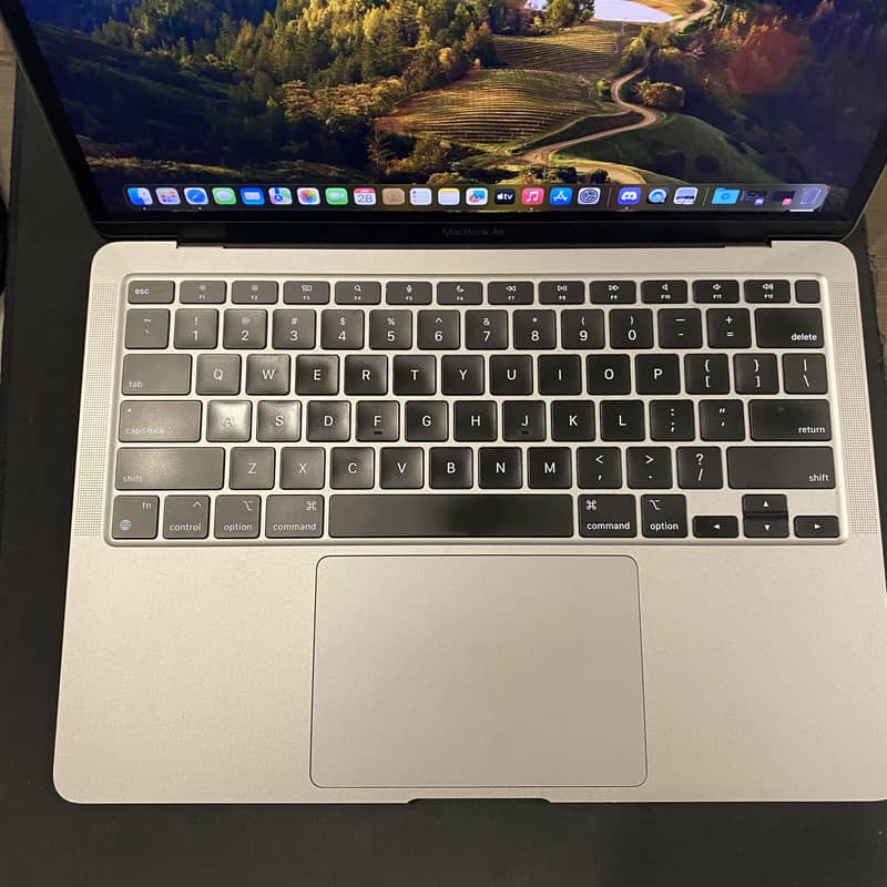 MacBook Air M1 2020 Model 1