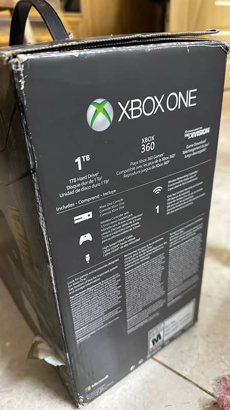 Xbox One 1 TB with two controllers 11