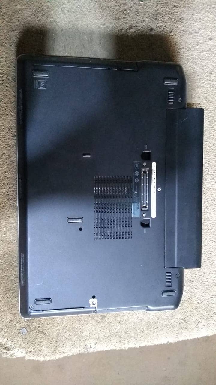 Dell latitude E6330 2