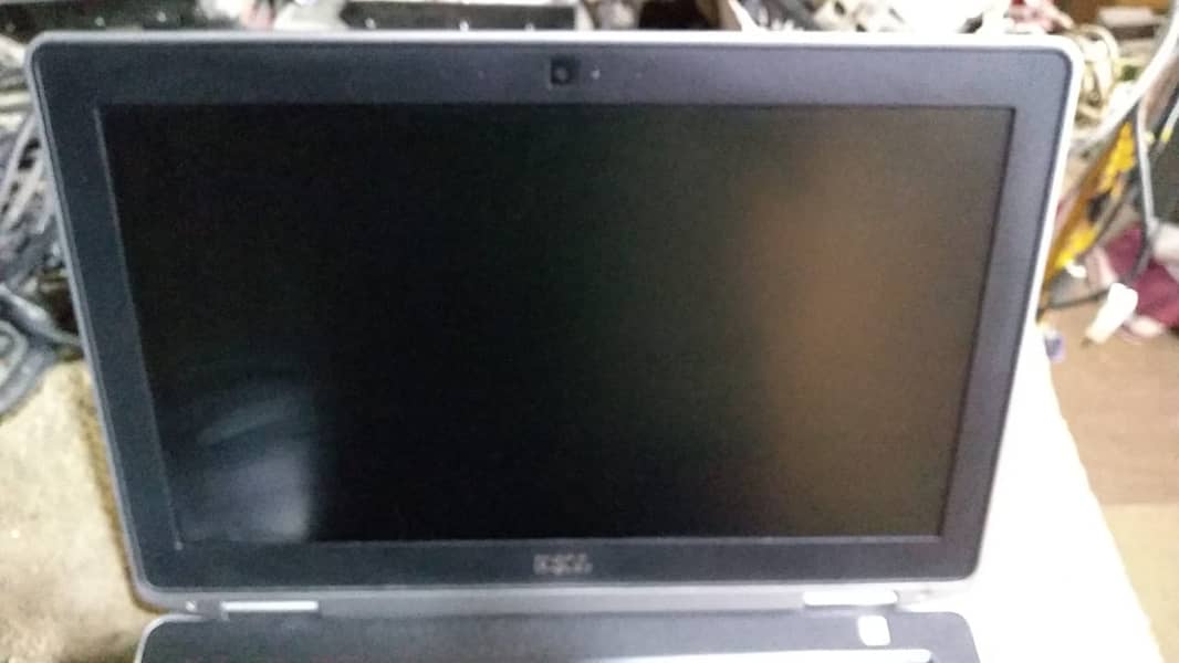 Dell latitude E6330 3