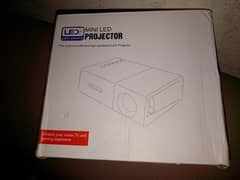 Projector for sale new 10/10 condition